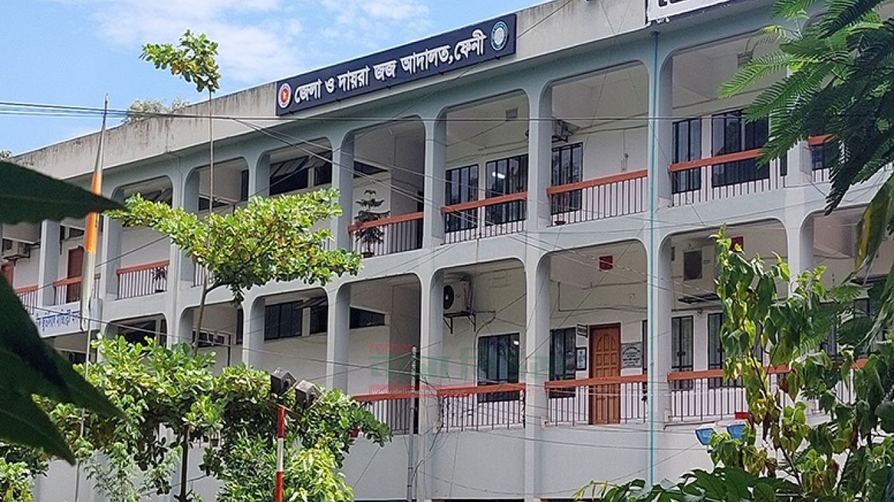 ১৩ মাস পর ফেনীতে সাংবাদিকদের বিরুদ্ধে হত্যা চেষ্টা মামলার আবেদন