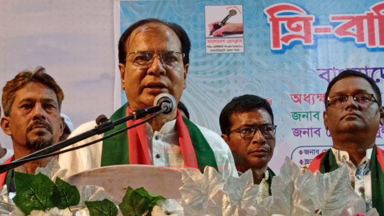 প্রেসক্লাব লালমনিরহাট জেলা শাখার উদ্যোগে ত্রি-বার্ষিক সম্মেলন-২০২৫ ইং অনুষ্ঠিত 