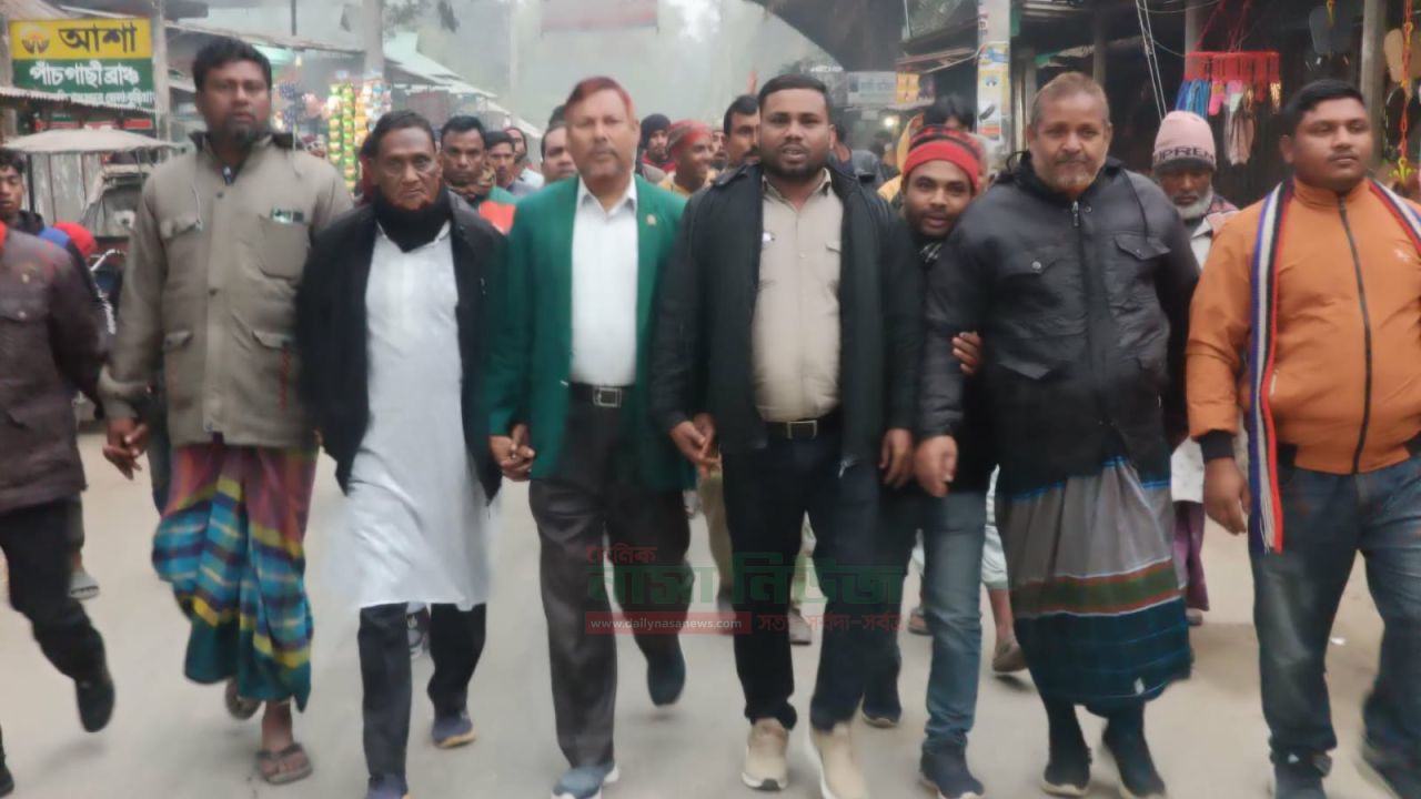 তারেক রহমানের আগমন উপলক্ষে কুড়িগ্রামের পাঁছগাছীতে আনন্দ র‍্যালী ও মিষ্টি বিতরণ 