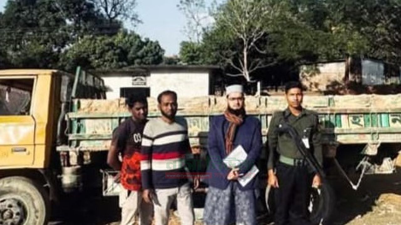 কুলাউড়ায় অবৈধভাবে বালু-মাটি উত্তোলনে অর্ধলক্ষ টাকা জরিমানা