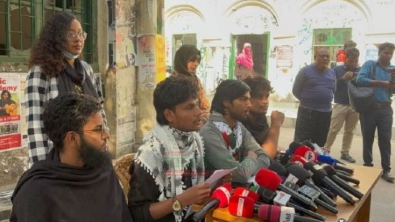 শহীদ ওসমান হাদীর স্মরণে বইমেলার আয়োজন করেছে ডাকসু 