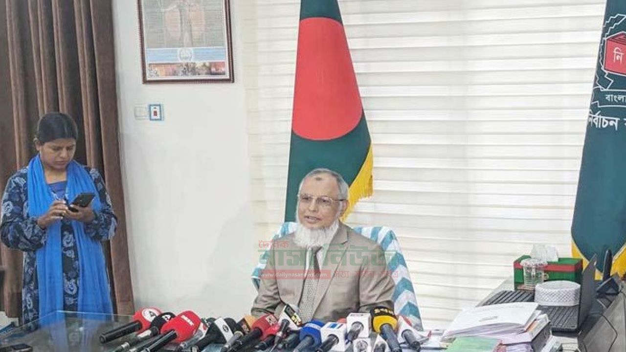 আদালতের নির্দেশ পেলে ভোট পুনঃগণনার বিষয়ে সিদ্ধান্ত নেবে ইসি