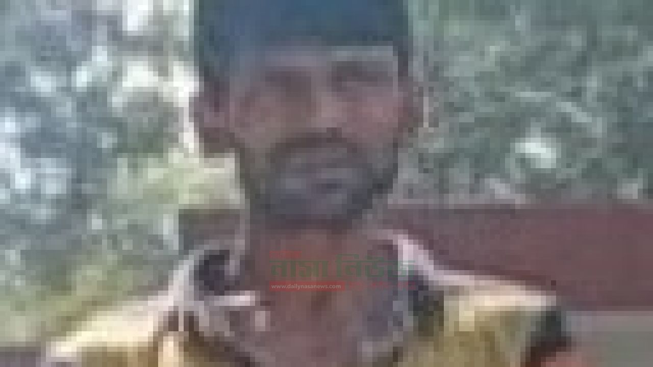 পাঁচবিবি সীমান্তে ৫টি স্বর্নের বারসহ পাচারকারী আটক