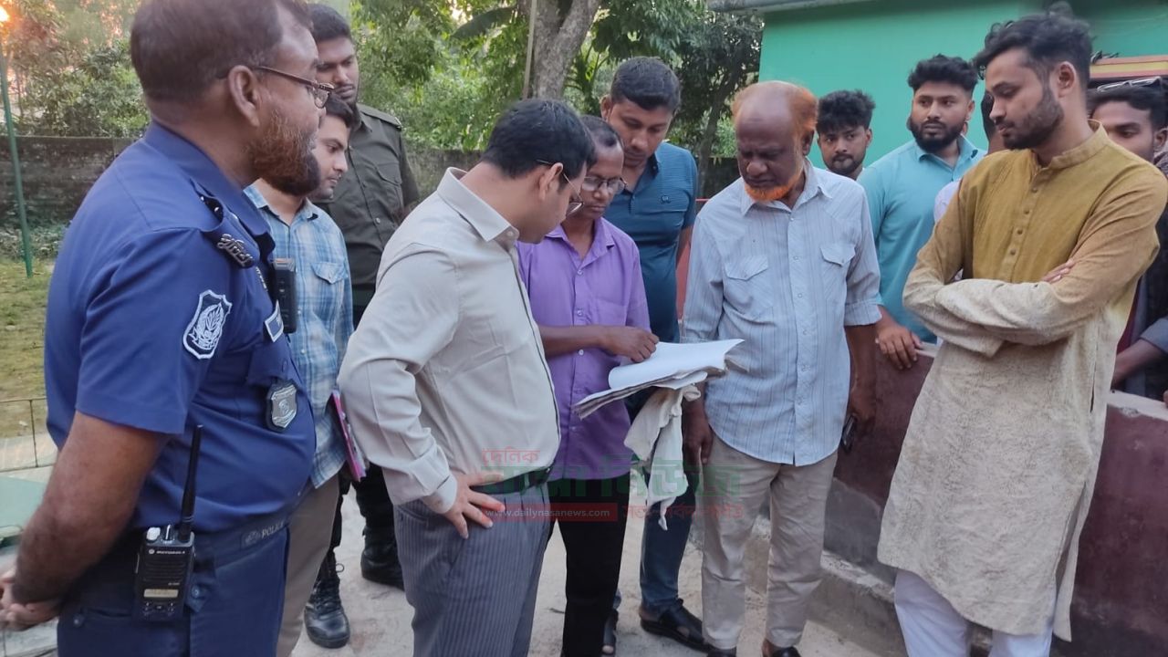 পাঁচবিবিতে অনুমোদন ব্যতিত খুচরা তেল বিক্রি করায় ব্যবসায়ী জরিমানা